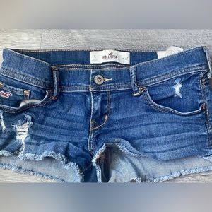 Hollister size 5 low rise